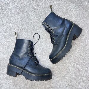 Dr. Martens Shriver Hi Wyoming Leather Heeled Boots Black 5